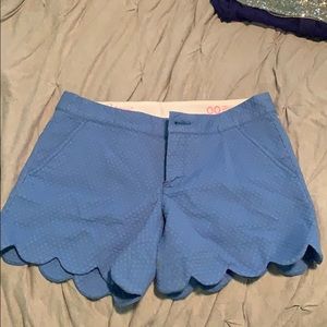 Scallop lily shorts